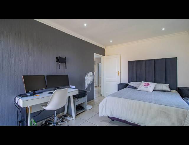 4 BEDROOM FREESTANDING FOR SALE IN BASSONIA